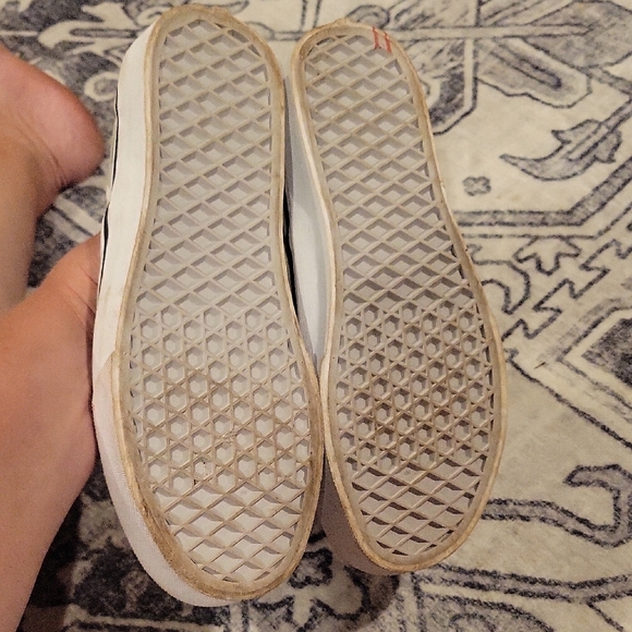 Vans Camouflage Slip-On Sneakers - Picture 8 of 8